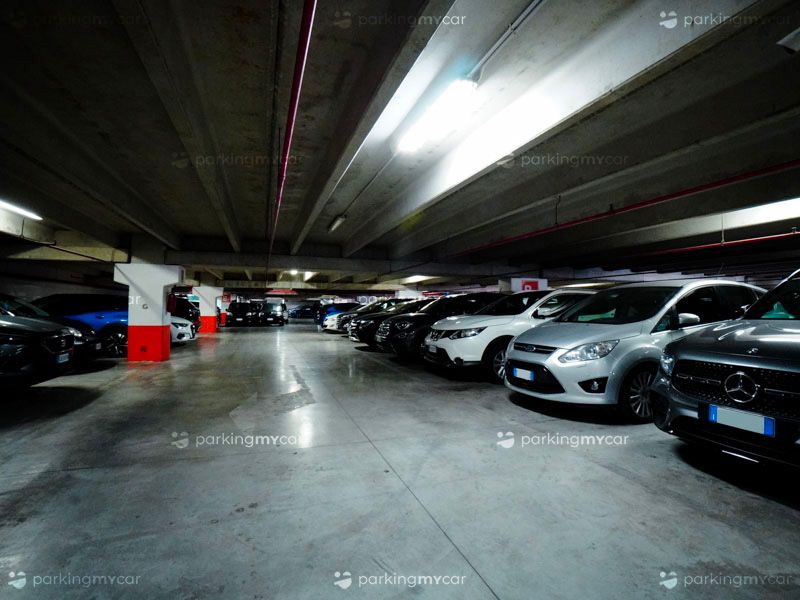 Airport Parking - Porto Bari Parcheggi al coperto Airport Parking - Porto Bari