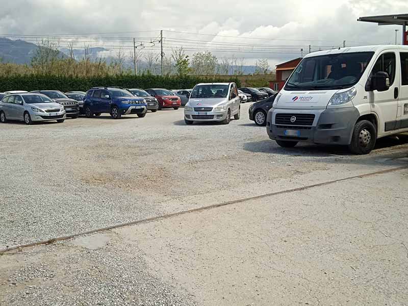 Security Parking - Aeroporto Lamezia Terme Posti auto scoperti Security Parking - Aeroporto Lamezia Terme