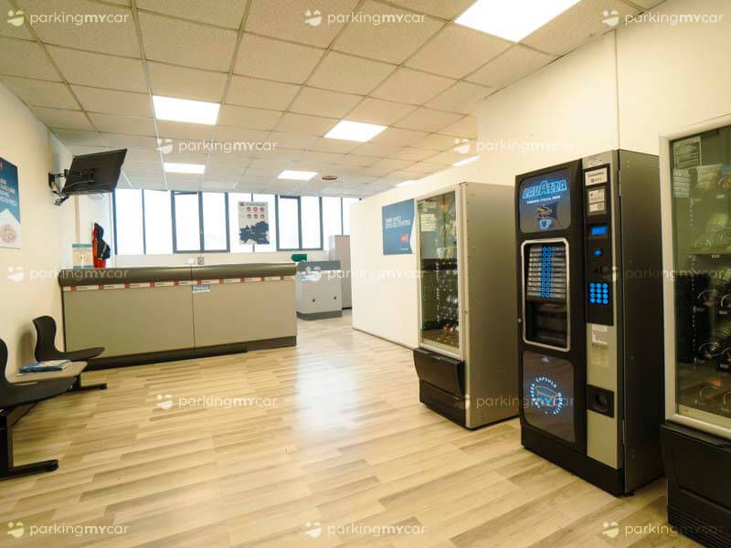 Avio Parking - Aeroporto Milano Linate Reception Avio Parking - Aeroporto Milano Linate