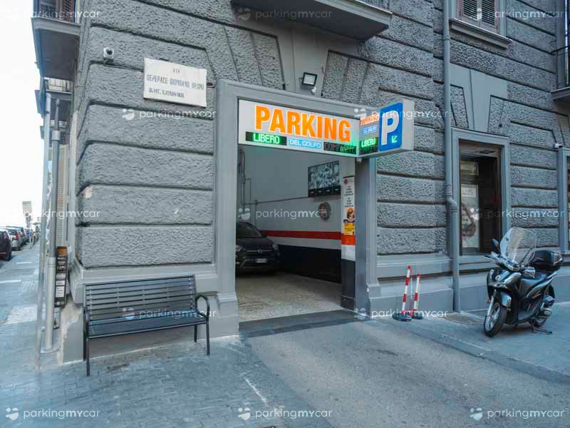 Parking del Golfo - Porto Napoli Ingresso Parking del Golfo - Porto Napoli