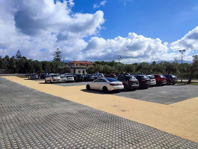 Piraineto Airport Parking - Aeroporto Palermo Parcheggi all'aperto Piraineto Airport Parking - Aeroporto Palermo