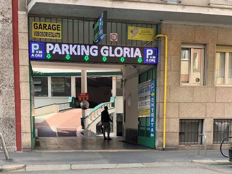 Garage Gloria - Milano città Ingresso Garage Gloria