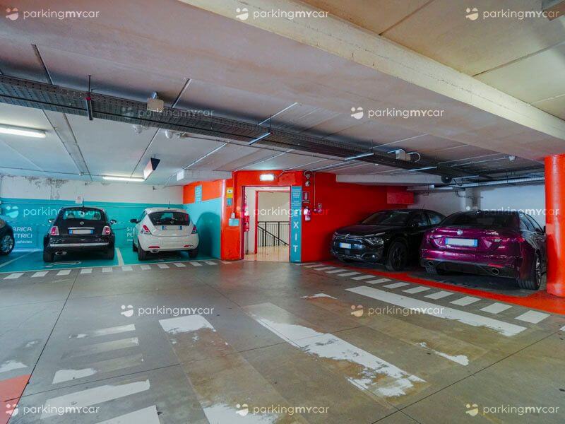 SABA Piazza Vittorio Emanuele II - Pisa stazione centrale Parcheggi al coperto SABA Piazza Vittorio Emanuele II - Pisa stazione centrale