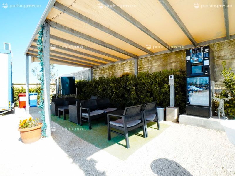 Quick Porto Bari Low Cost Sala d'attesa Quick Porto Bari Low Cost