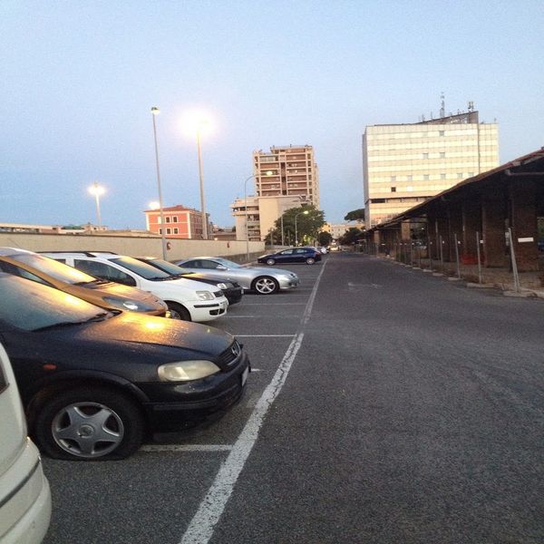 Feltrinelli Park Crociere - Porto Civitavecchia Posti auto all'aperto Feltrinelli Park Crociere - Porto Civitavecchia