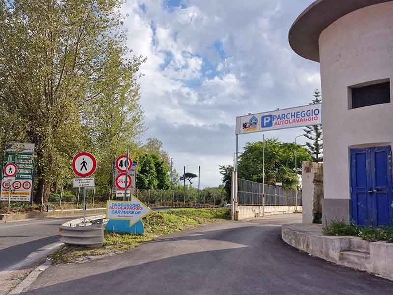 Car Make Up - Aeroporto Napoli Ingresso Car Make Up - Aeroporto Napoli