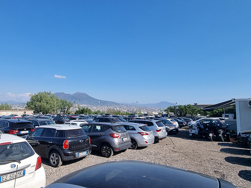 Start Parking - Aeroporto Napoli auto parcheggiate Start Parking - Aeroporto Napoli