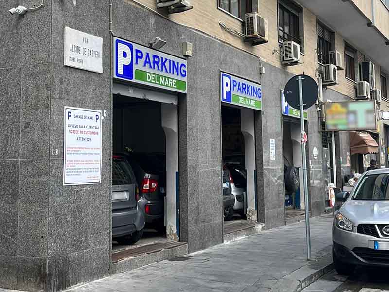 Parking Del Mare - Napoli centro Entrata Parking Del Mare - Napoli centro