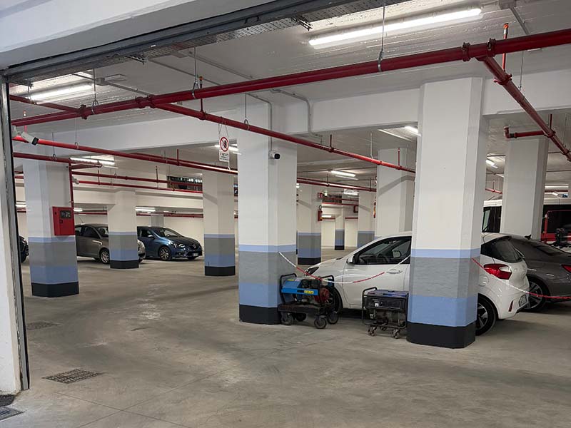 Garage Turistico - Porto Napoli Posti auto al coperto Garage Turistico - Porto Napoli